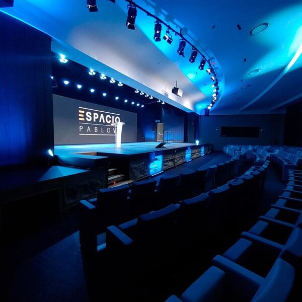 10--Auditorio1 10--Auditorio1